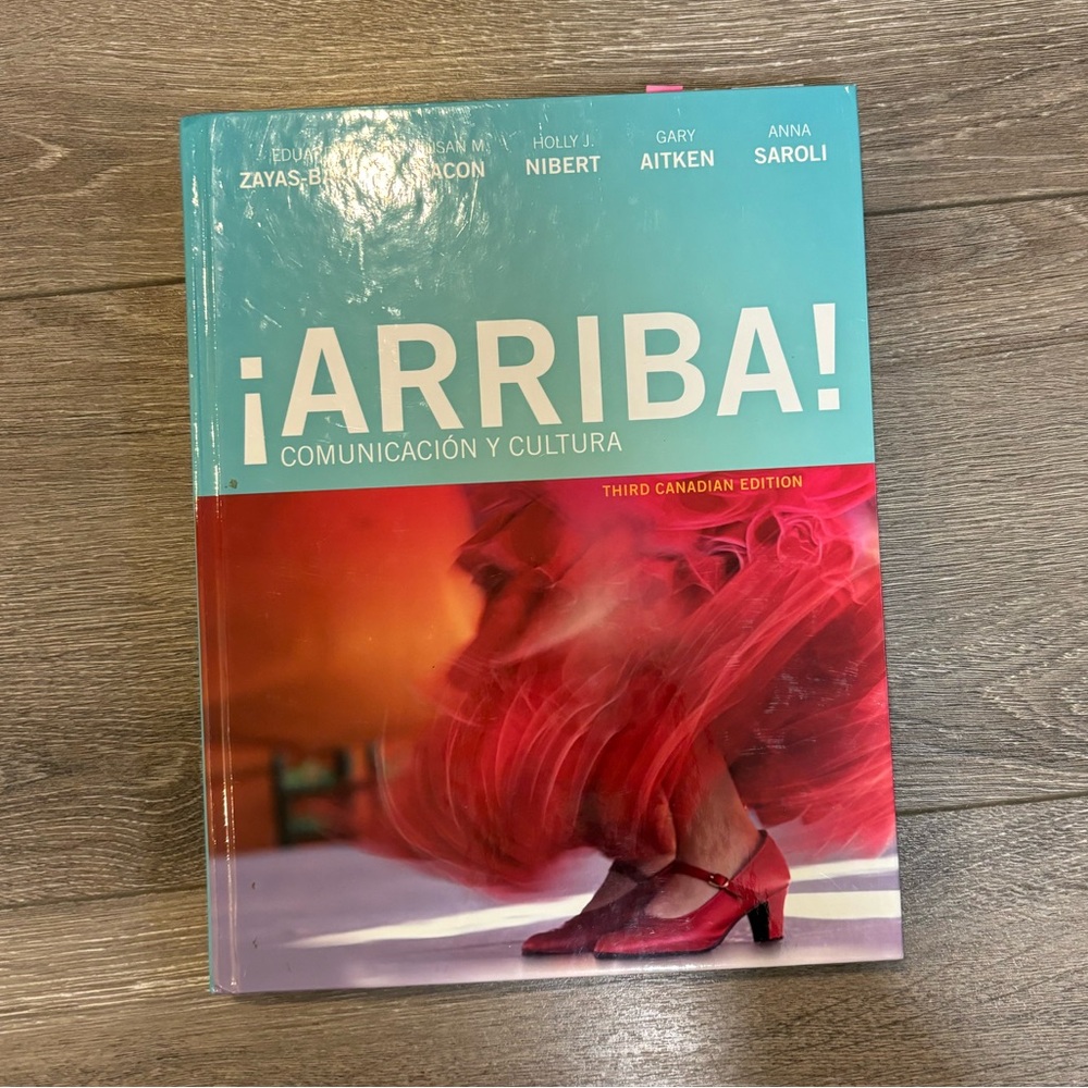 ¡ARRIBA! Spanish textbook.